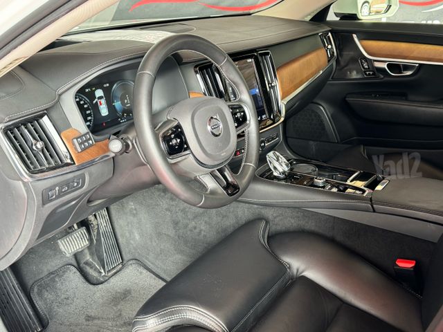 וולוו S90