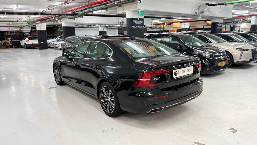 וולוו S60