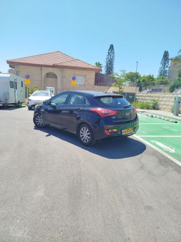 יונדאי i30