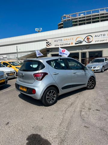 יונדאי i10