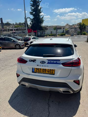 מודעת רכב קיה XCeed