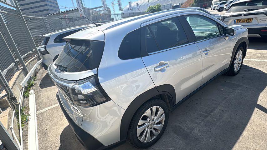 סוזוקי S-Cross