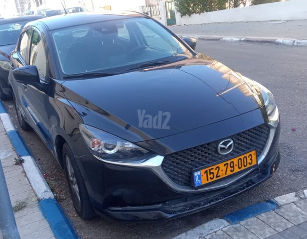 מודעת רכב מאזדה 2