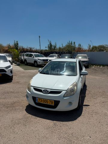 מודעת רכב יונדאי i20