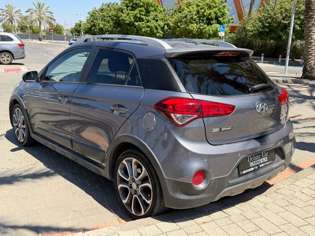 יונדאי I20 קרוס