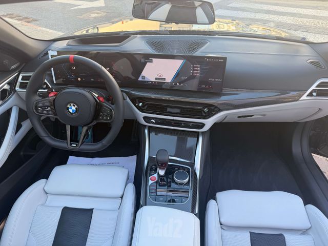 ב מ וו M4