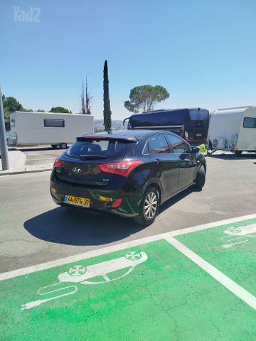 יונדאי i30