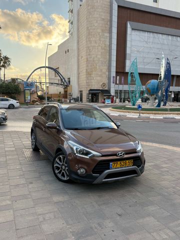 יונדאי I20 קרוס