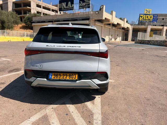 בי.ווי.די אטו 3
