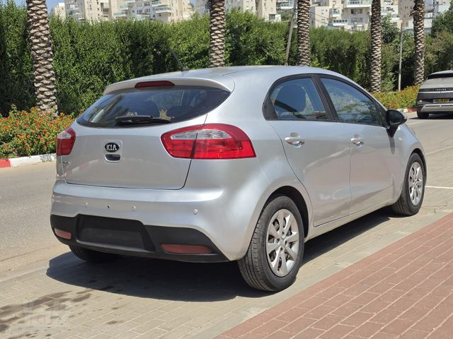 מודעת רכב קיה ריו