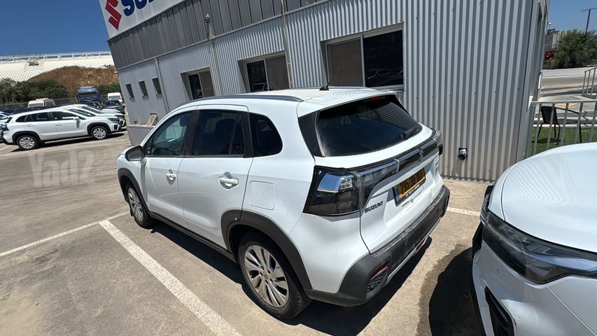 סוזוקי S-Cross