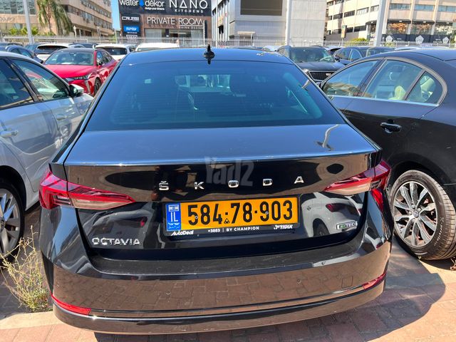 סקודה אוקטביה
