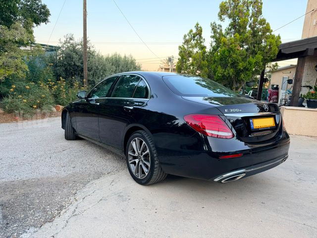 מרצדס-בנץ E-class