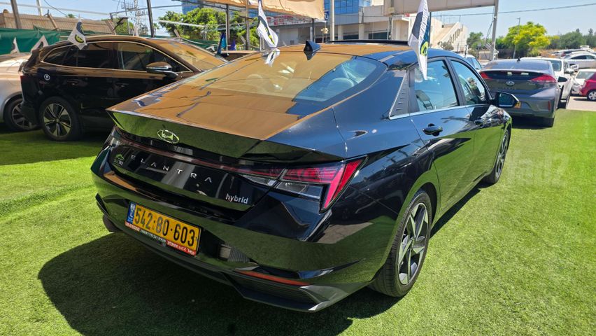 יונדאי אלנטרה