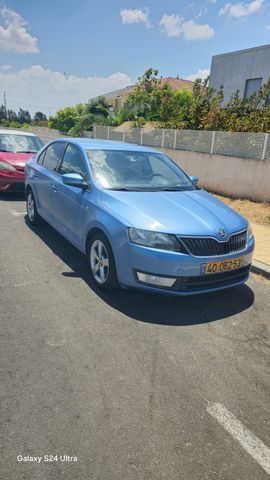 סקודה ראפיד
