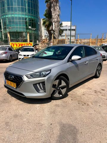 יונדאי איוניק