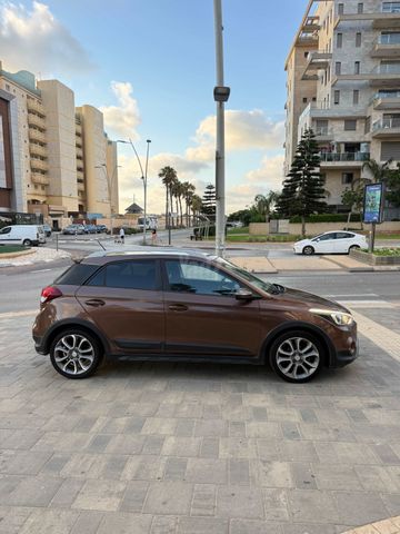 יונדאי I20 קרוס