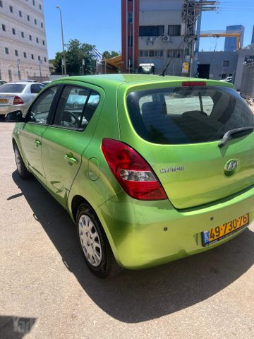 מודעת רכב יונדאי i20