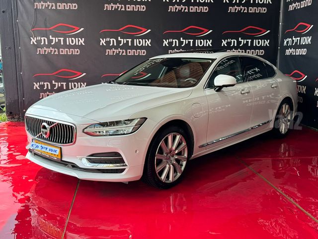 וולוו S90