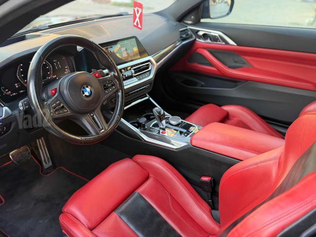 ב מ וו M4