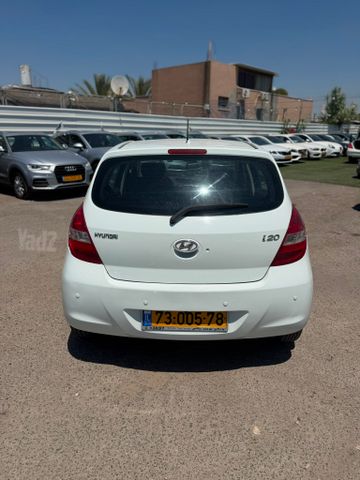 יונדאי i20