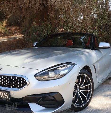 ב מ וו Z4