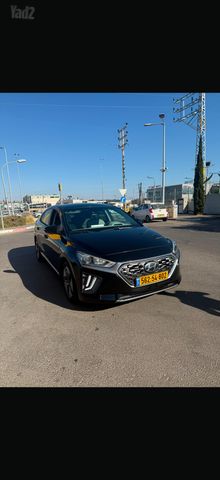 יונדאי איוניק