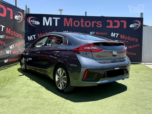 יונדאי איוניק