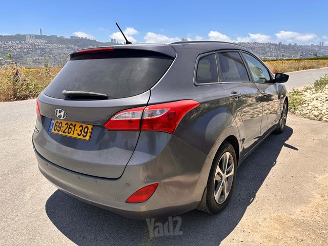יונדאי i30