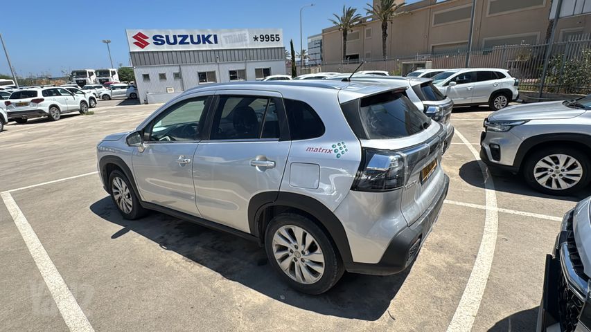 סוזוקי S-Cross