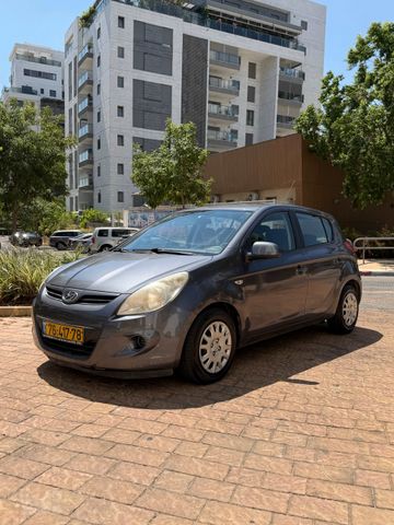 יונדאי i20