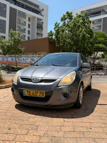 יונדאי i20
