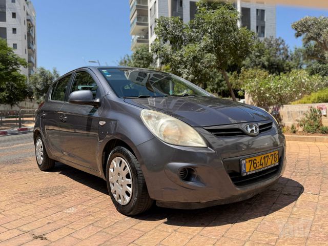 יונדאי i20