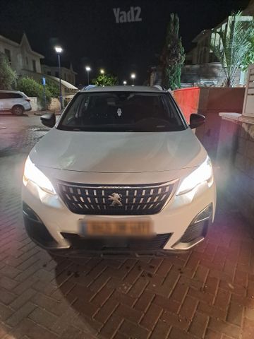 פיג'ו 3008