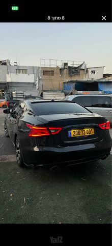 ניסאן מקסימה