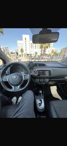 טויוטה יאריס