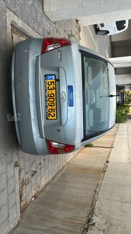יונדאי אקסנט i25