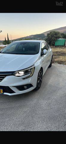 רנו מגאן