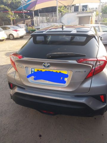 טויוטה C-HR