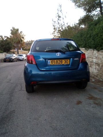 טויוטה יאריס