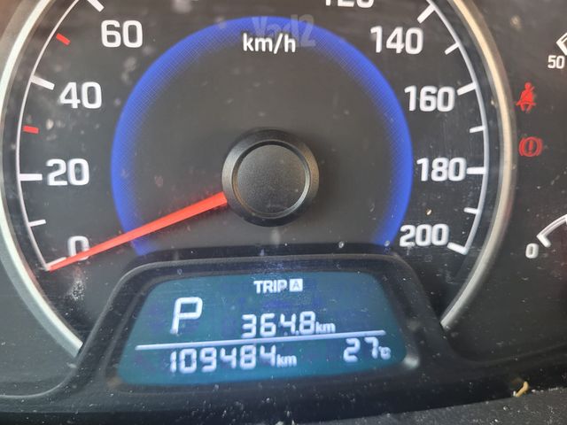 יונדאי i10
