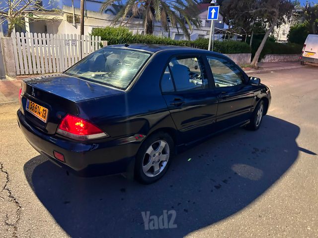 מיצובישי לנסר