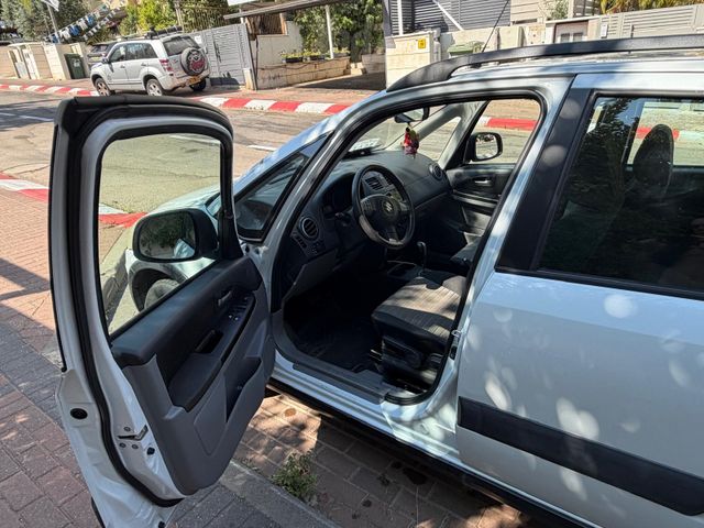 סוזוקי SX4