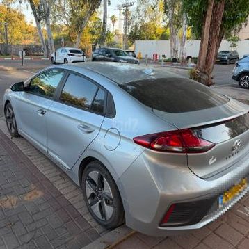 יונדאי איוניק
