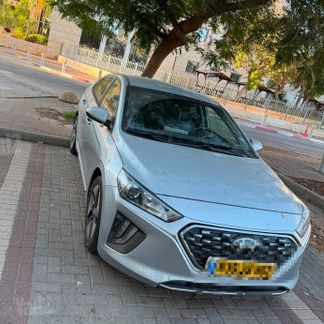 יונדאי איוניק