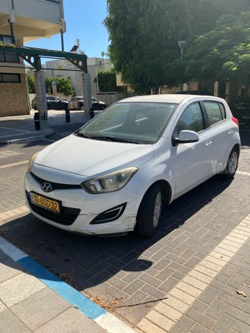 מודעת רכב יונדאי i20