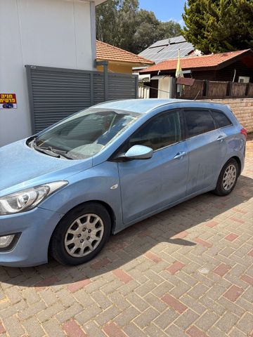 יונדאי i30