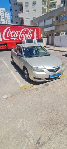 מודעת רכב מאזדה 3