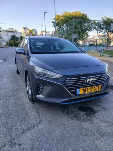 יונדאי איוניק