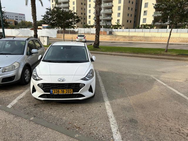 יונדאי i10